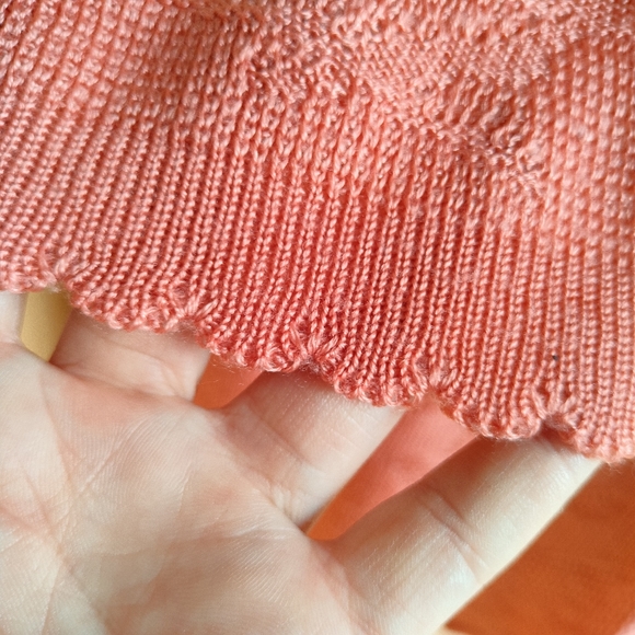 Vintage Retro Finely Knitted Short Sleeve Blouse - Picture 15 of 16